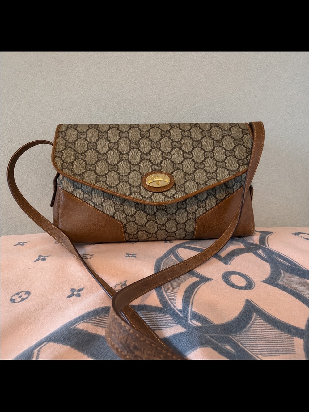 Vintage Gucci GG Monogram Crossbody Shoulder Bag Brown Leather